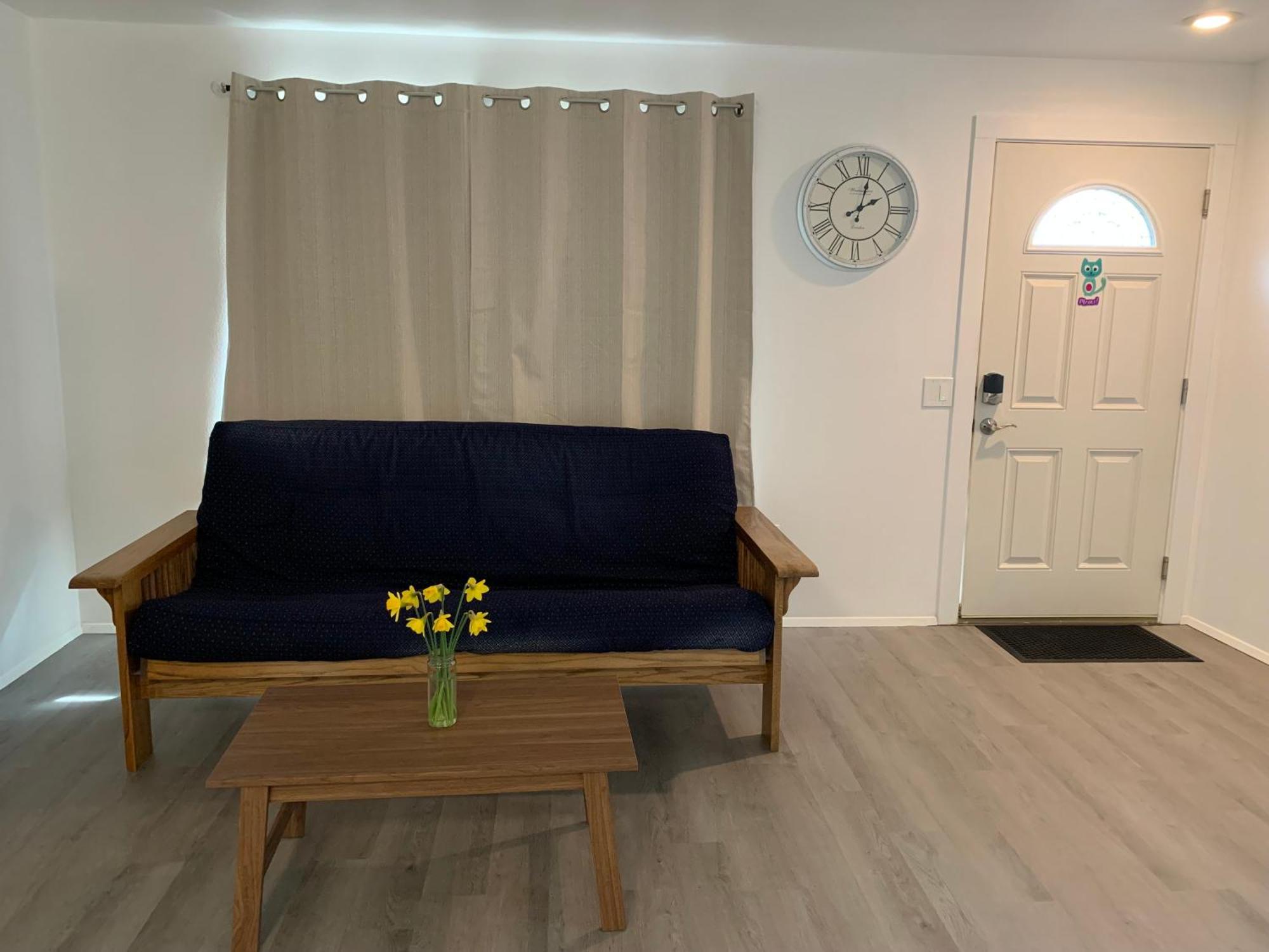 Central Bellevue Guesthouse ภายนอก รูปภาพ